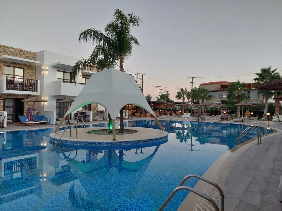 Pool The Costa Lindia Blue Star - Adults only
