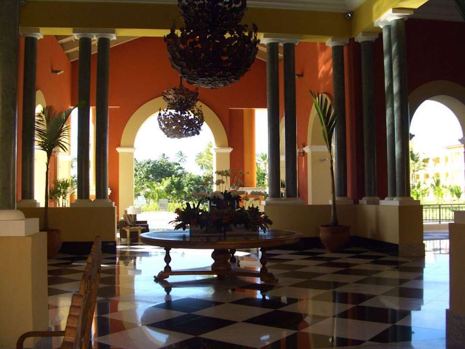 Lobby Iberostar Waves Bahia