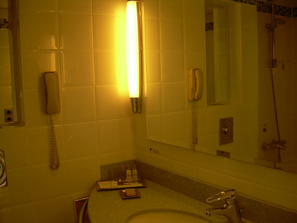 Zimmer Hilton Düsseldorf