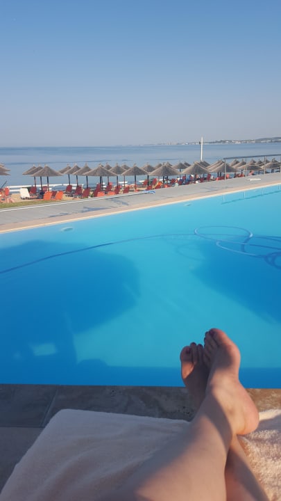 Pool Istion Club & Spa
