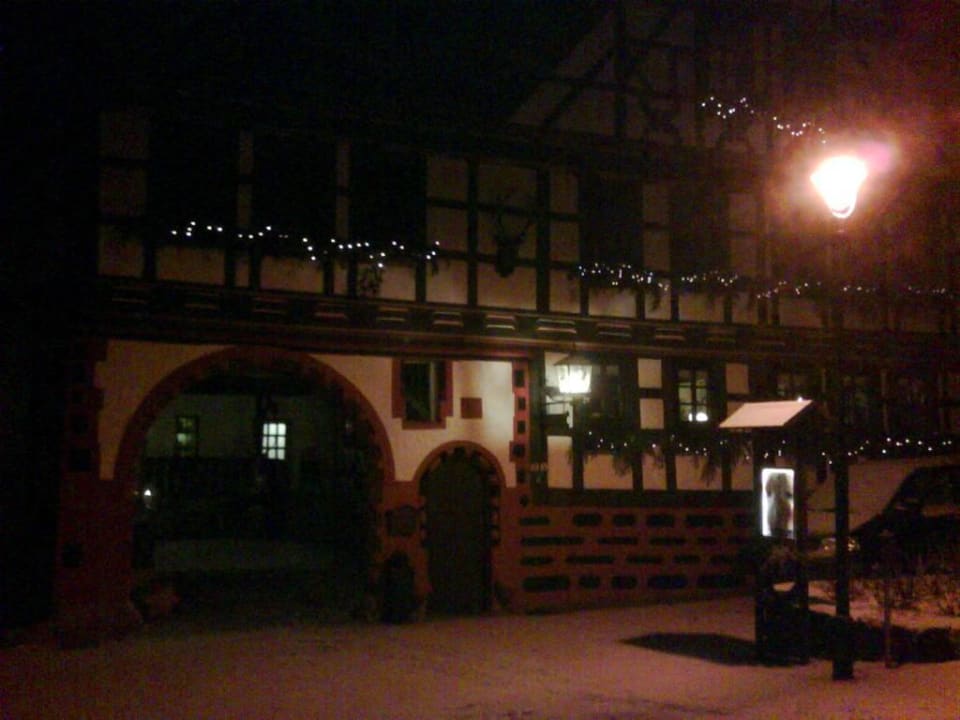 Über Nacht hat es geschneit Hotel & Gasthaus Goldener Hirsch