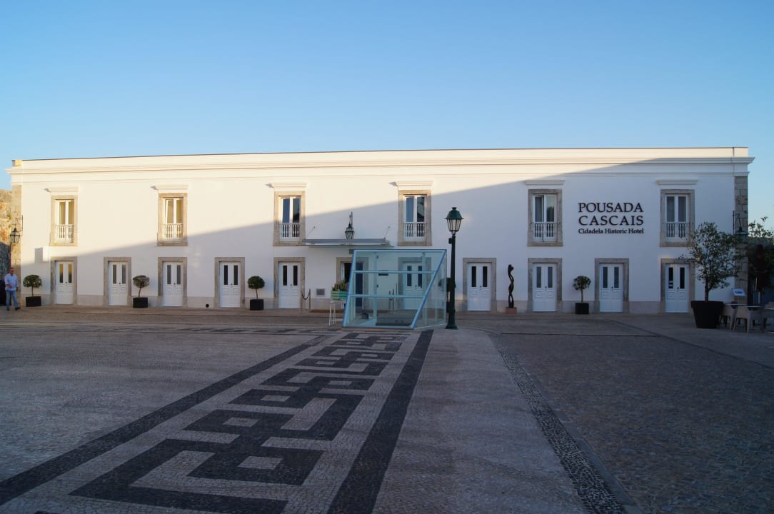 Główny plac twierdzy Pestana Cidadela Cascais - Pousada & Art District