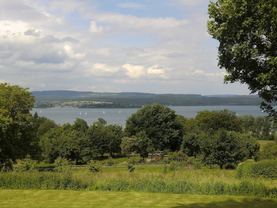 Blick vom Garten auf den Untersee Hotel Hirschen Horn | Refugium am See