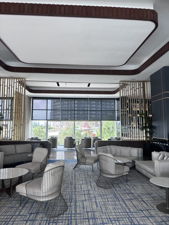 Lobby Hotel Miracle Resort