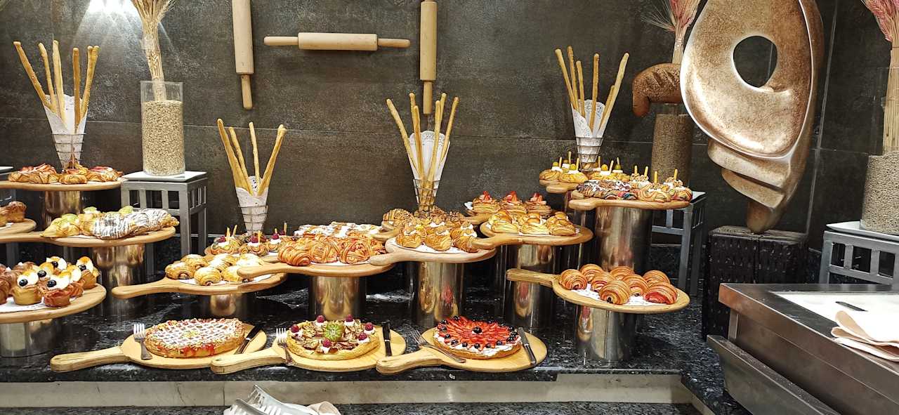 Gastro Kaisol Romance Resort