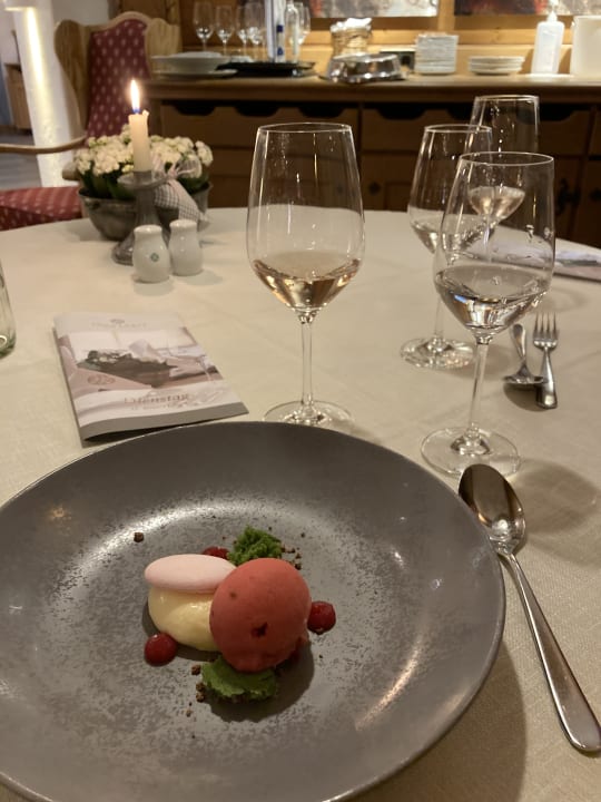 Gastro Sonnenalp Resort