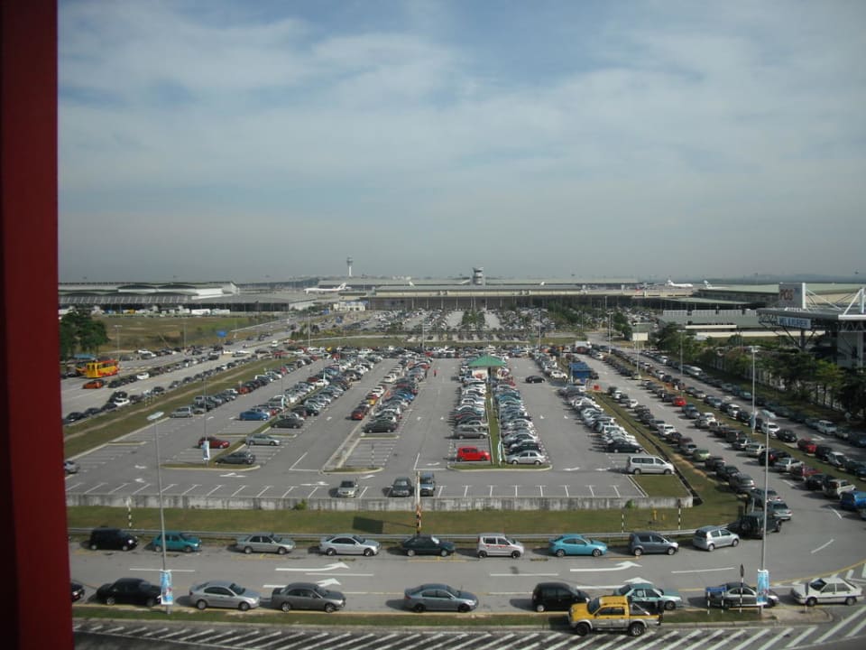 Blick vom Hotel Tune Hotel KLIA Aeropolis