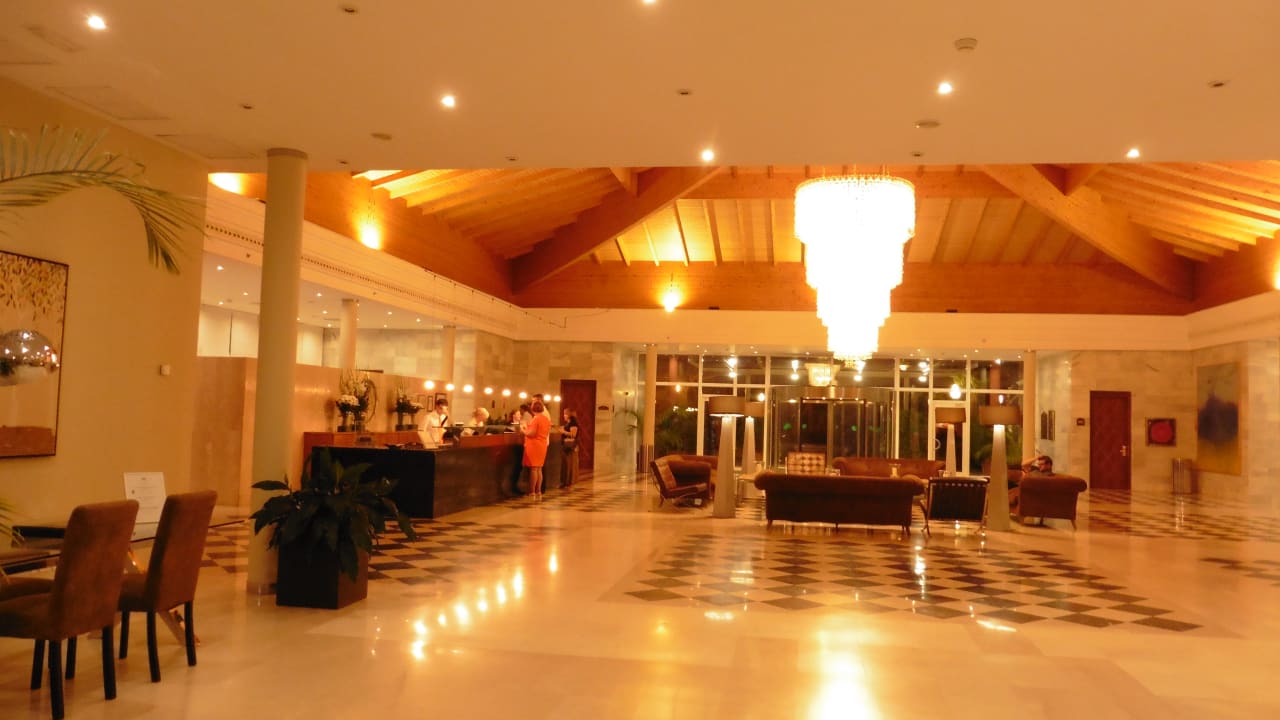 Lobby Valentin Sancti Petri