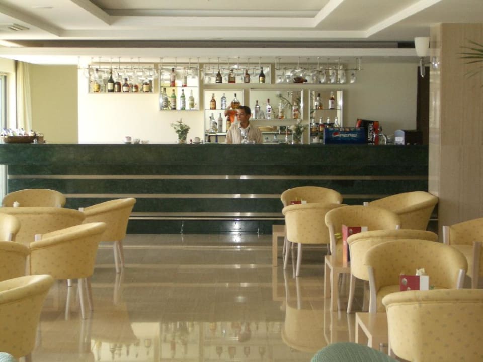 Bar im Foyer Corendon Playa Kemer