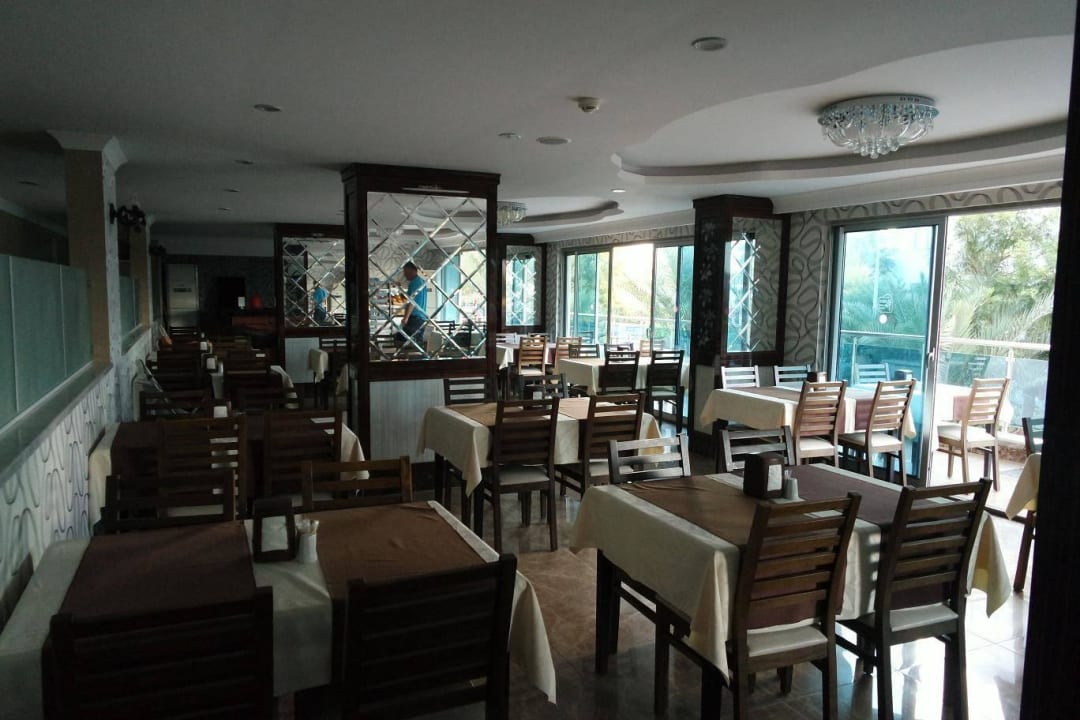 Restaurant Opia Hotel