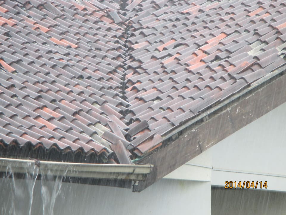 Dach über dem Poolbereich Earl’s Reef Beruwala