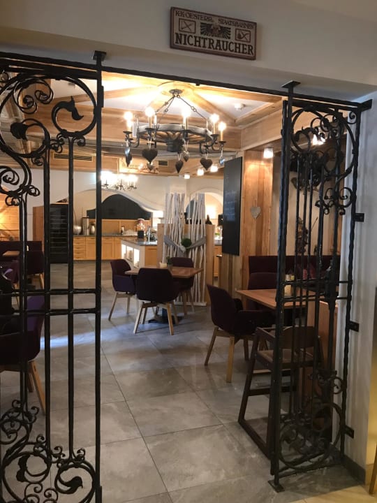 Gastro Hotel DIE SONNE