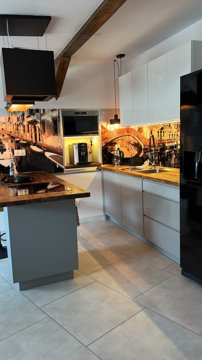 Zimmer Aparthotel Zabrze, Apartamenty w Centrum z prywatnym parkingiem