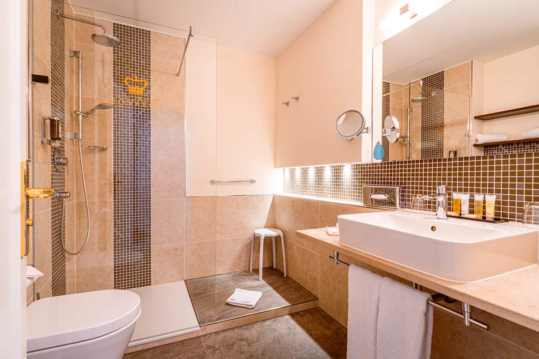 Zimmer Hotel The Monarch