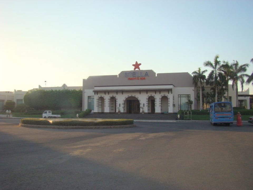 Entrée de l'hôtel Stella Beach Resort & Spa Makadi Bay