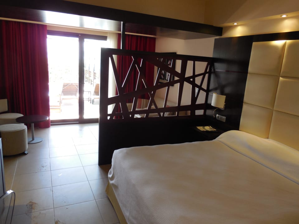 Juniorsuite  TUI BLUE Oceanis Beach and Spa Resort