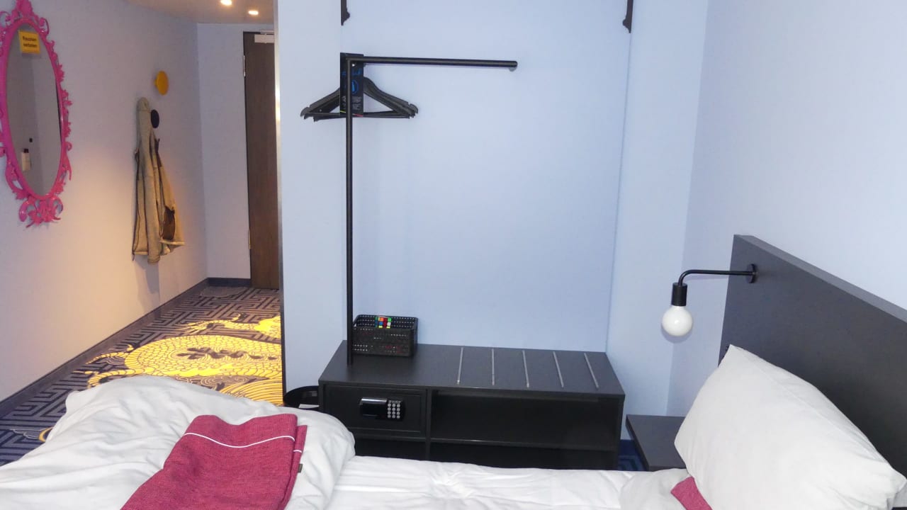 Zimmer Holiday Inn - the niu, Mood Mainz