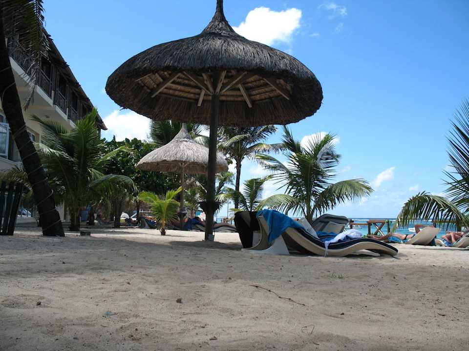 Auch ein Schattenspender Le Peninsula Bay Beach Resort & Spa