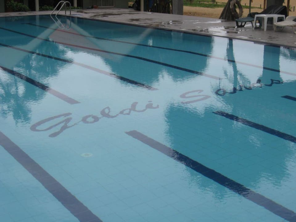 Swimming Pool Goldi Sands Hotel
