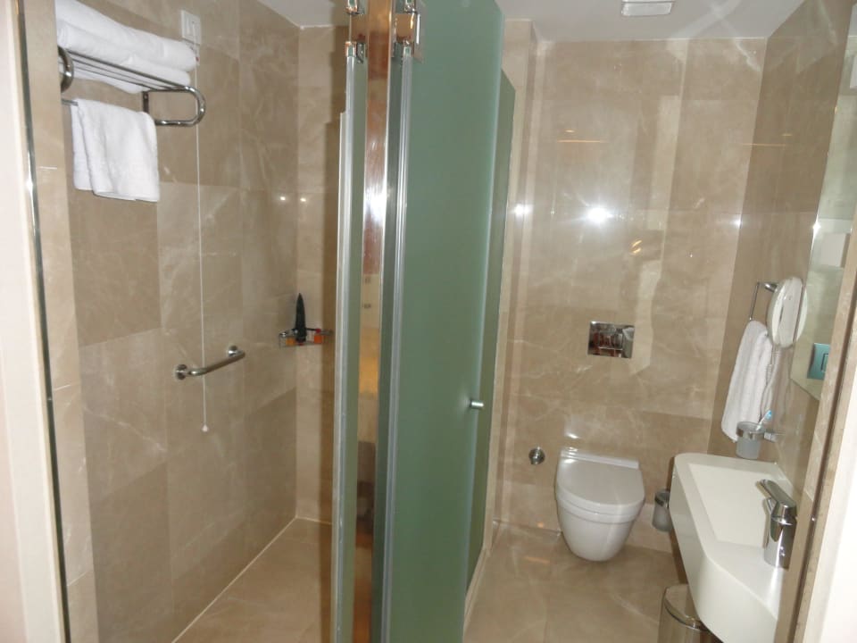 Dusche und Toilette Sentido Trendy Verbena Beach