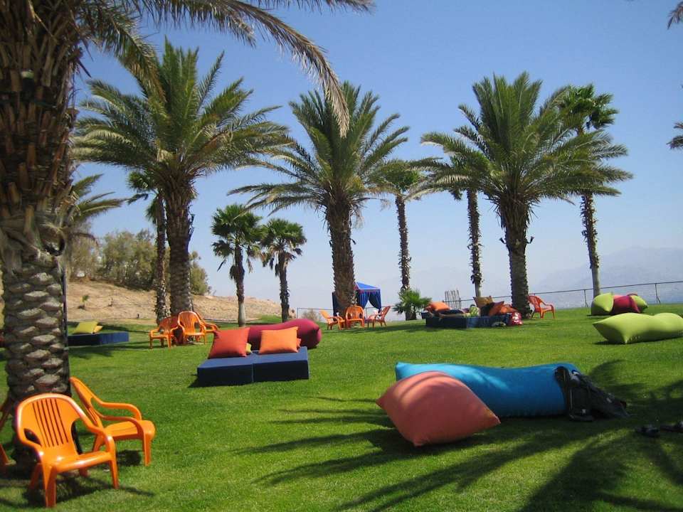 Lounge area by pool Hotel Prima Music Eilat