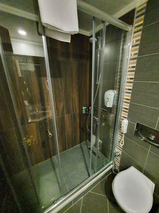 Zimmer Dream World Palace Hotel