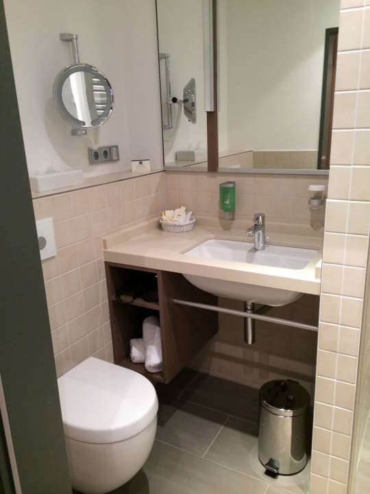 Badezimmer Göbel's Vital Hotel Bad Sachsa