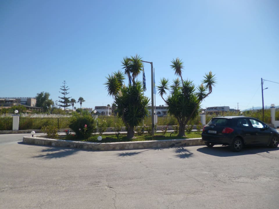 Zufahrt Hotel Tigaki's Star