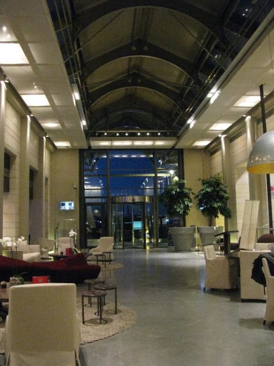 Lobby Hotel Nikopolis