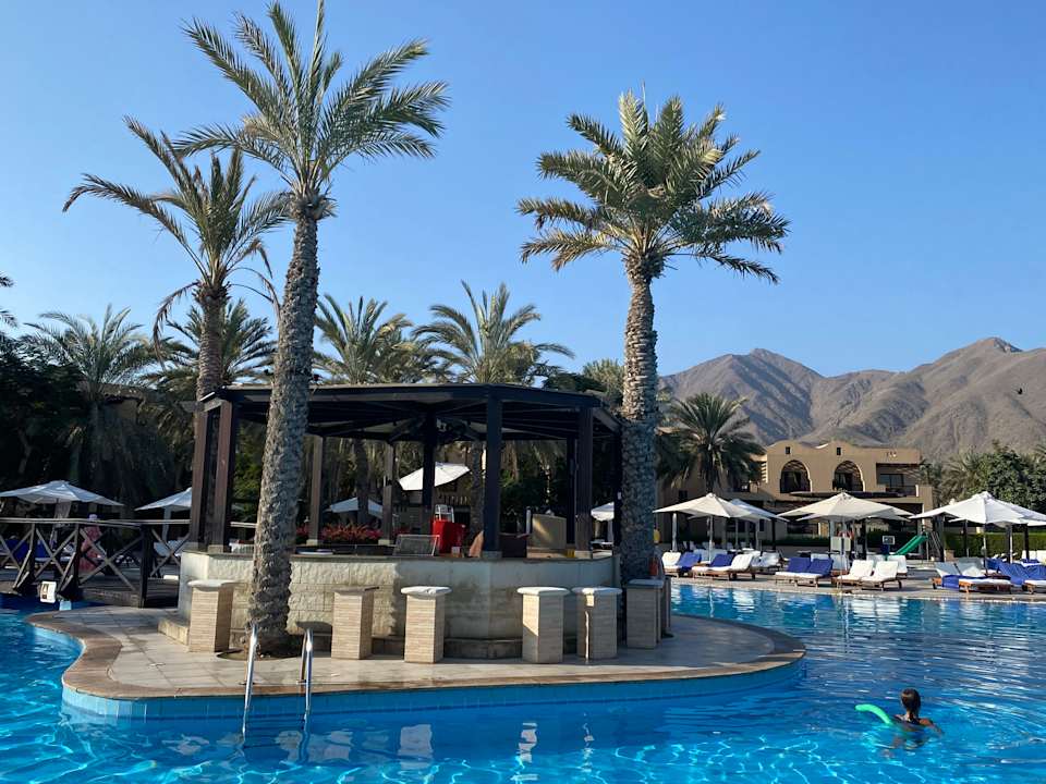 Pool Miramar Al Aqah Beach Resort