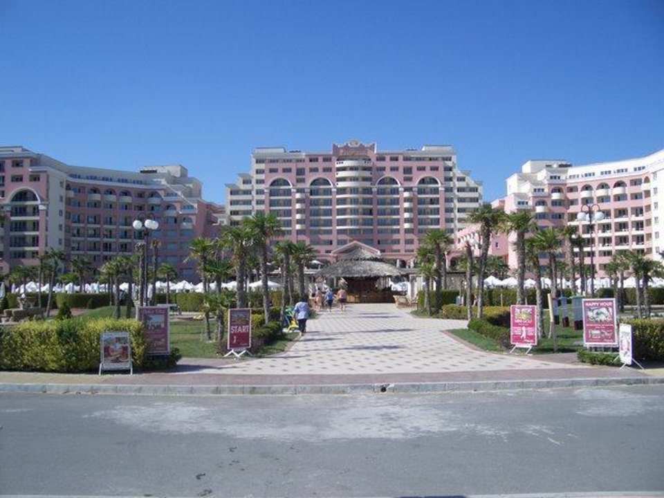 Majestic bei Tag DIT Majestic Beach Resort