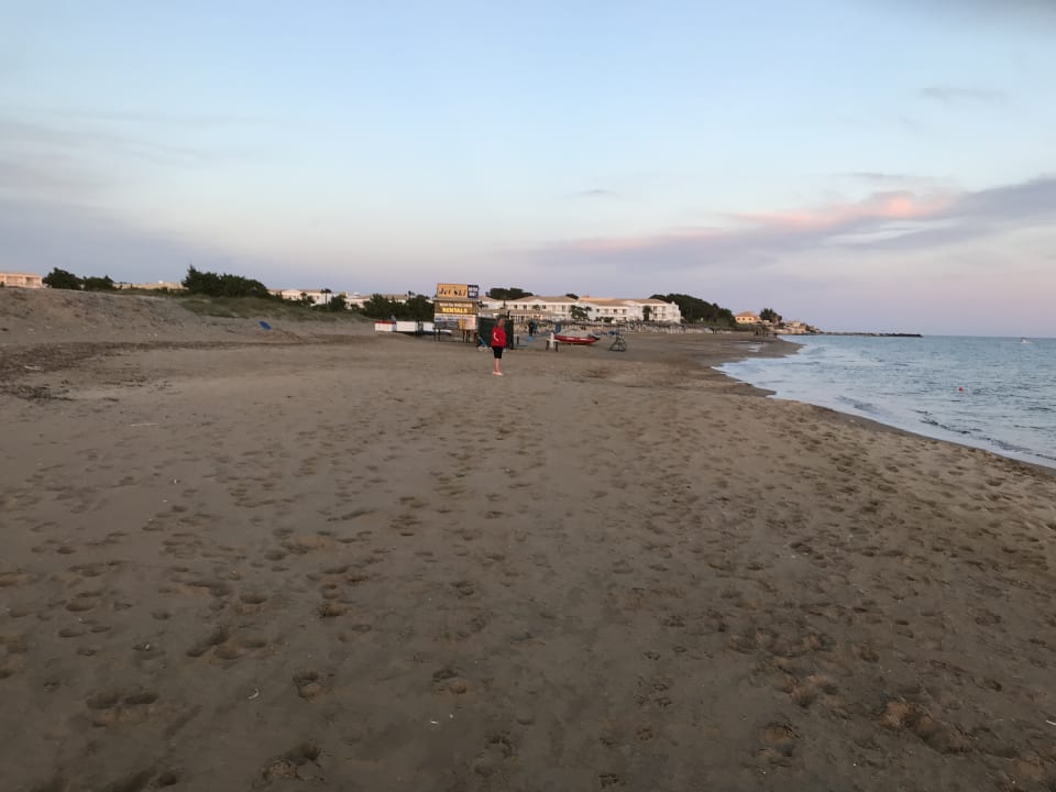 Strand Sandy Beach Resort