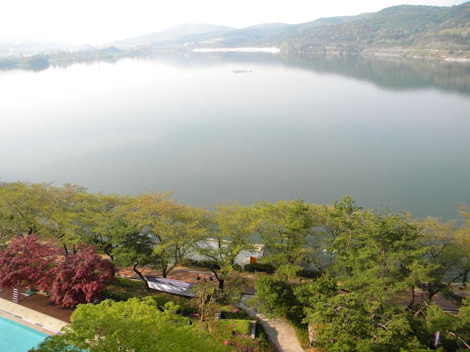 Lake view Hyundai Hotel Gyeongju