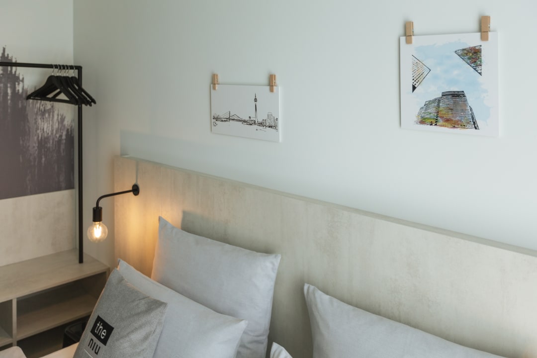 Zimmer Holiday Inn - the niu, Tab Dusseldorf Main Station