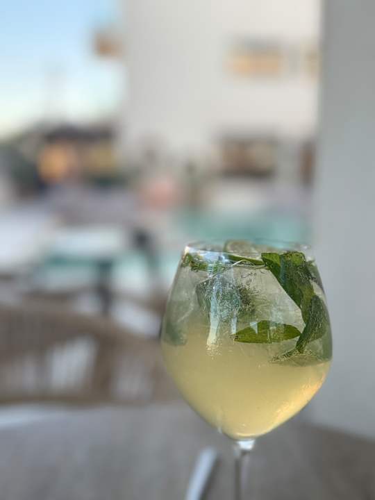 Gastro Cabana Blu Hotel & Suites