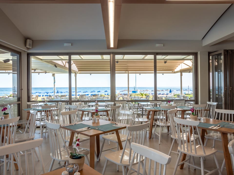 Gastro Hotel Marinos Beach
