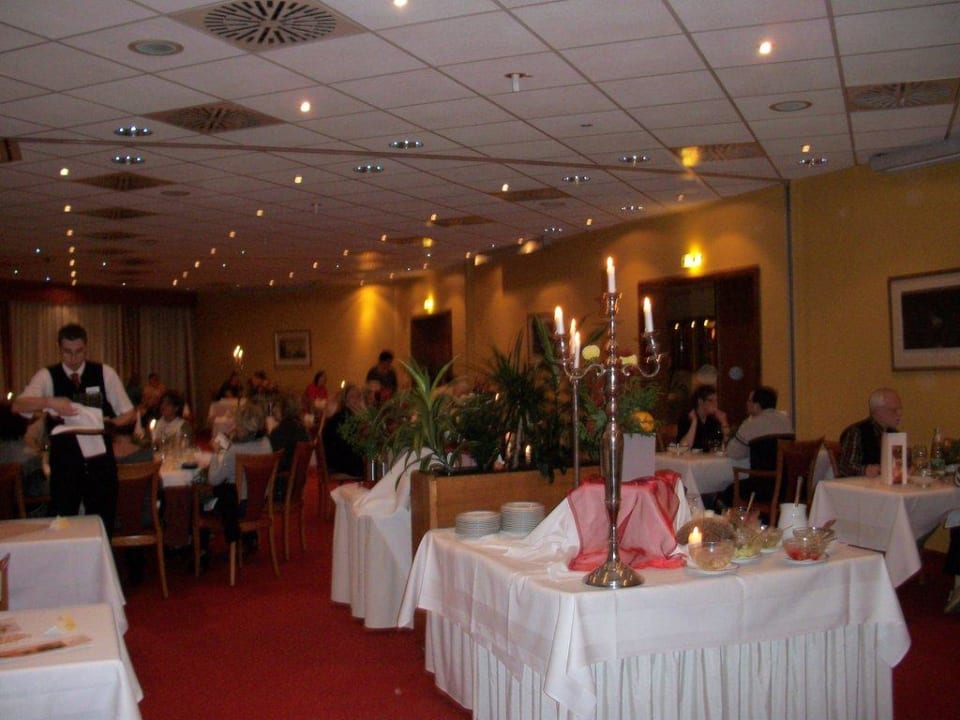 Es wir serviert Ringhotel Zum Stein