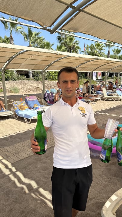 Gastro Saturn Palace Resort Hotel