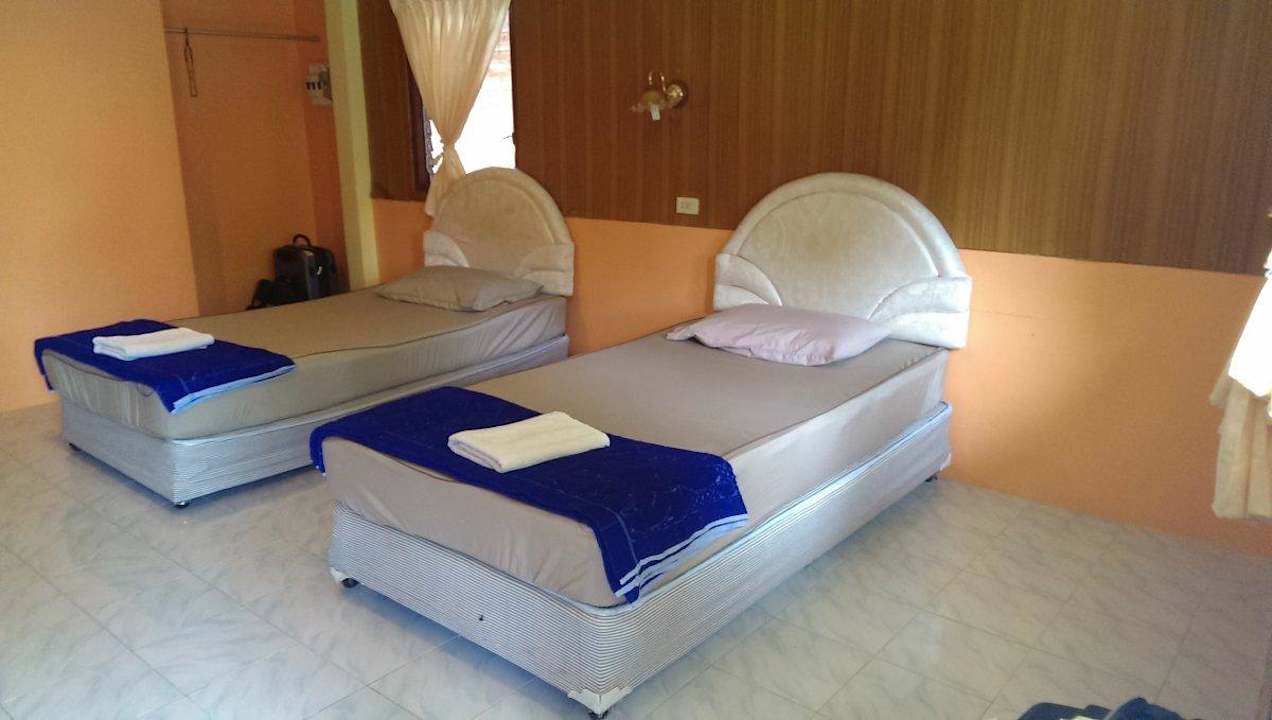 Zimmer für 15 € Best House Resort