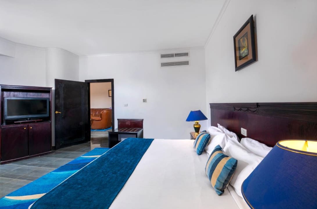 Zimmer White Valley Palace