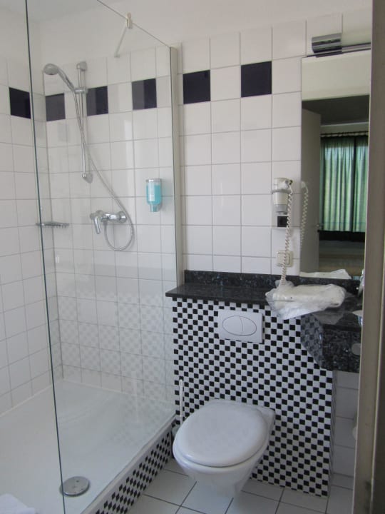 Dusche/Toilette Eurostrand Resort Moseltal