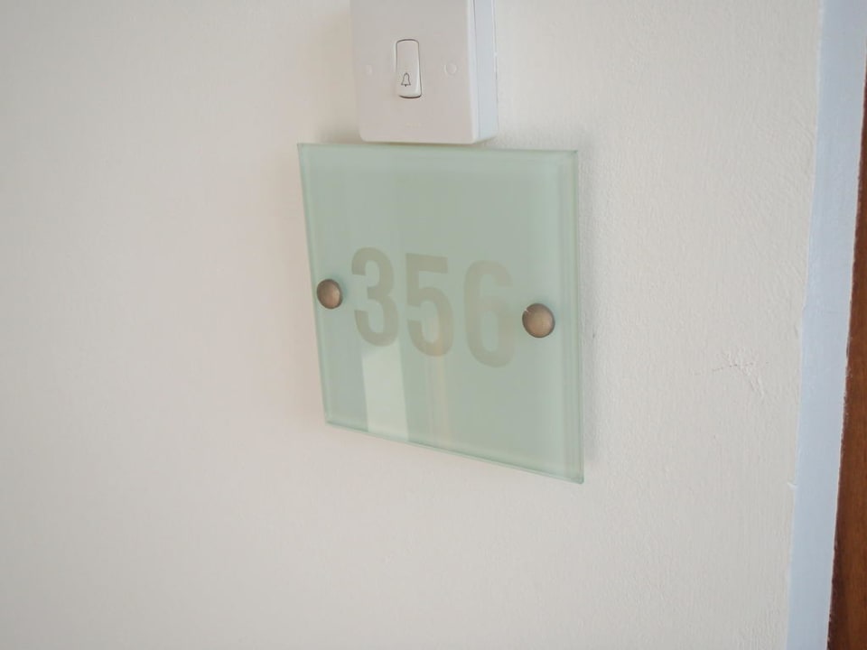 Zimmernummer Napa Mermaid Hotel & Suites