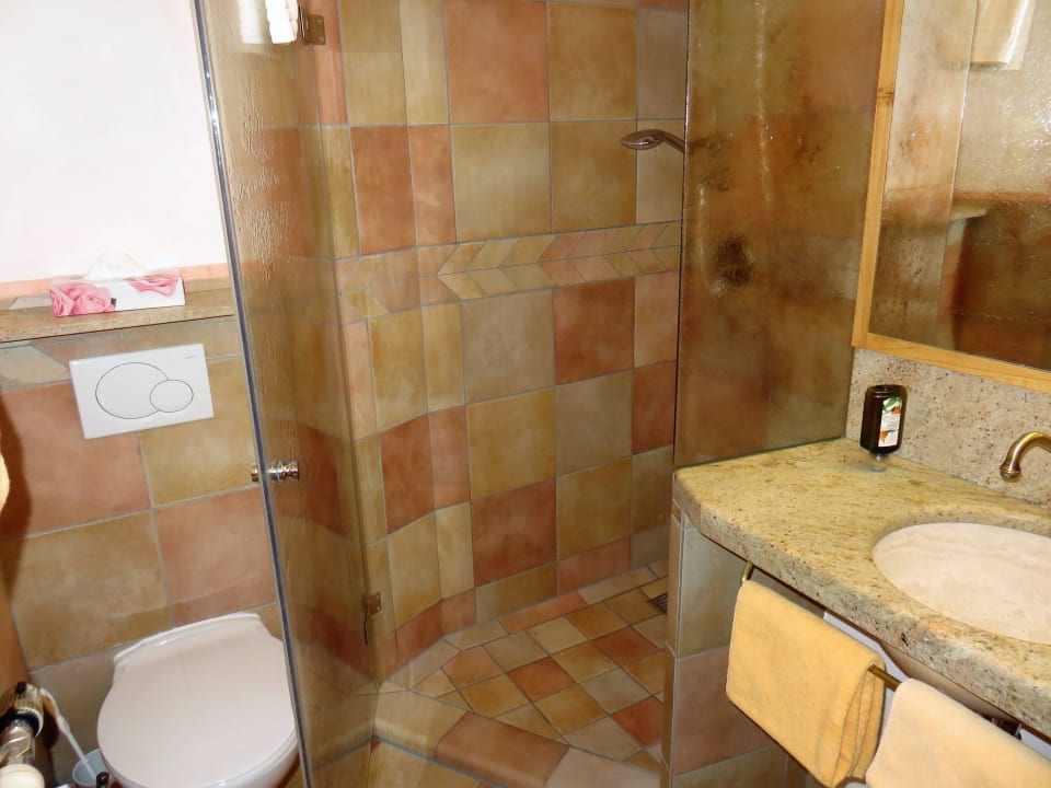 Badzimmer  Hotel Klosterbräu Braugasthof