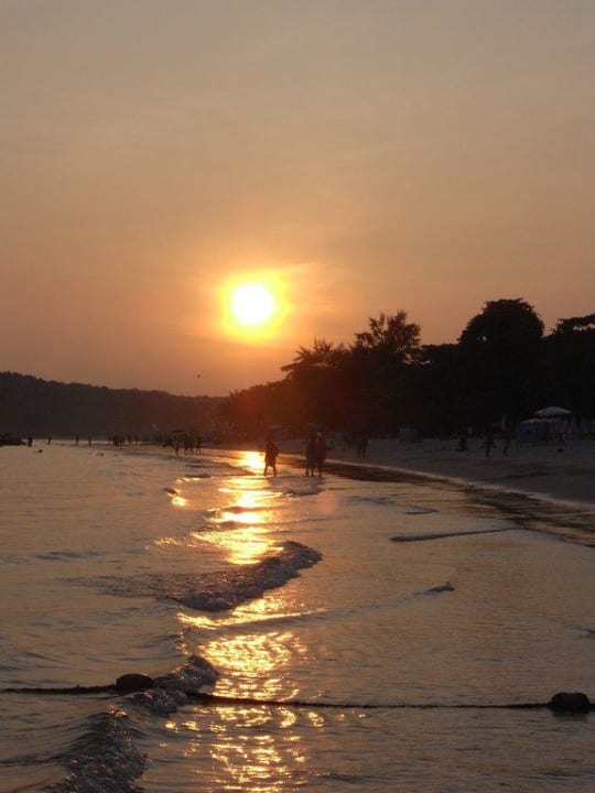 Sunset Sai Kaew Beach Resort