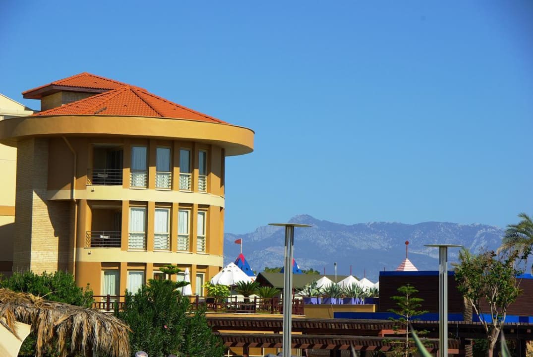 Außen/Ausblick/Garten/Anlage TUI BLUE Xanthe