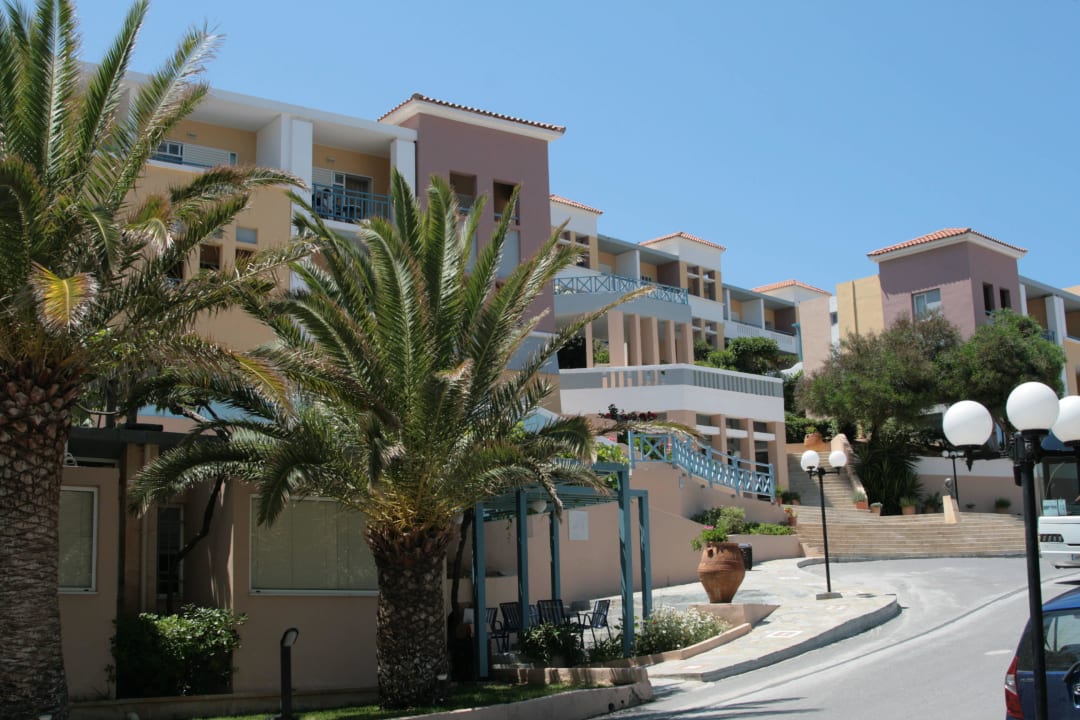 Budynki z pokojami Fodele Beach & Water Park Holiday Resort