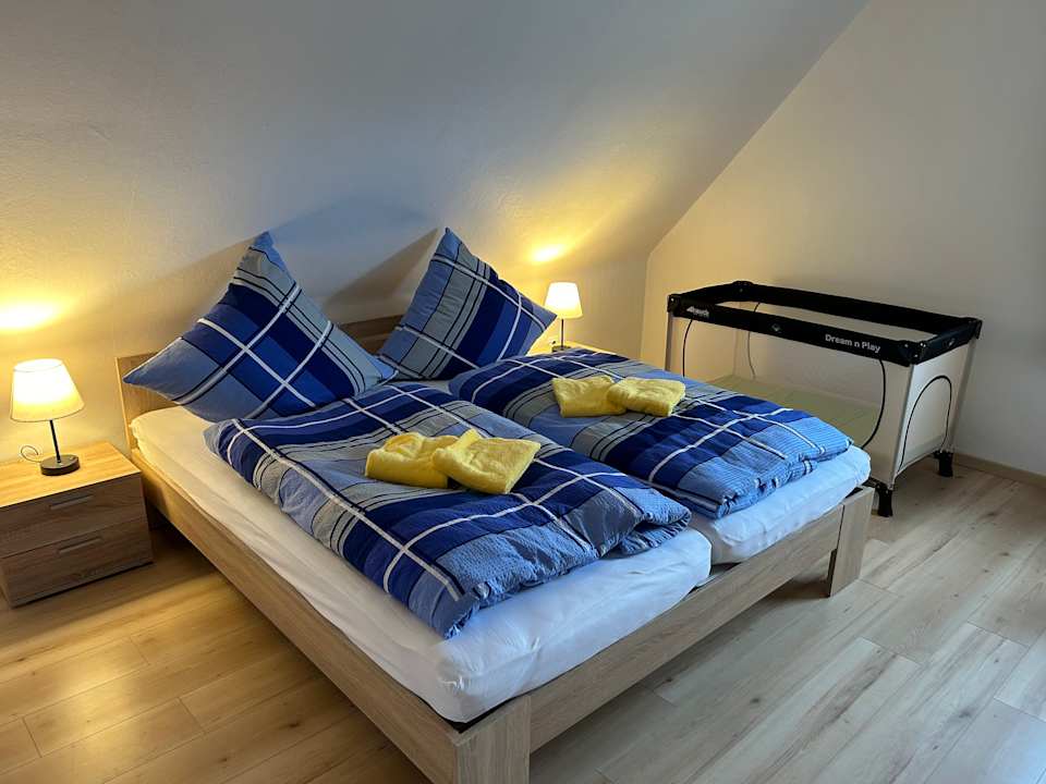 Zimmer Ferienwohnung Winzenburg in der Nähe vom Steinhuder Meer und Dinopark Münchehagen