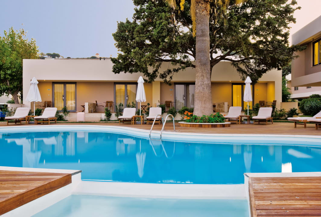 Pool Rodos Palace Hotel