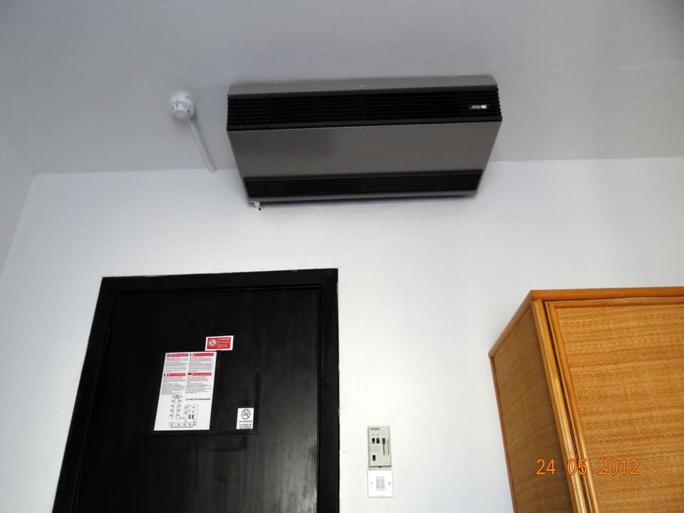 Aircondition Days Inn Hotel & Residence