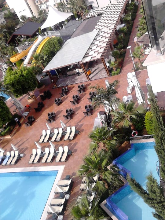 Pools und Strandbar My Home Resort
